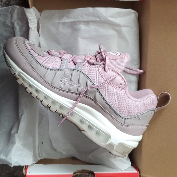 Nike Other - Men Nike Air Max 98 sz 7